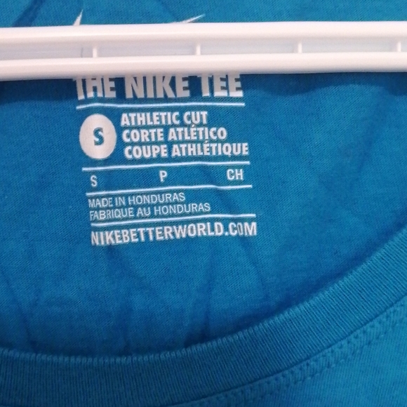 Nike cotton tee - Picture 3 of 3